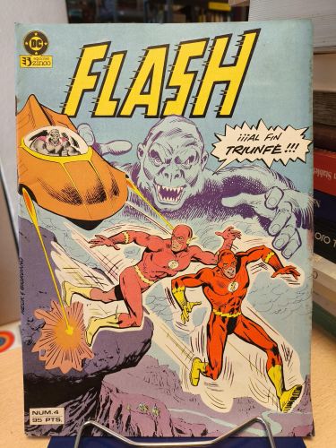 Portada del libro de FLASH (1984, ZINCO) NÚMERO 4