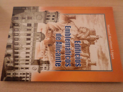 Portada del libro de EDIFICIOS EMBLEMATICOS DE ALICANTE