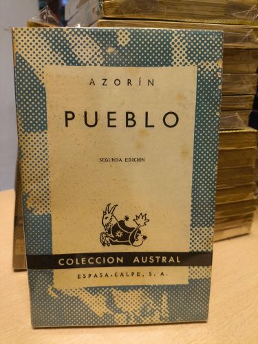 Portada del libro de AZORIN - PUEBLO - Austral 910
