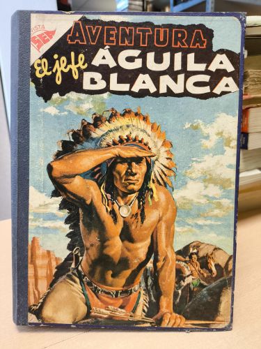Portada del libro de TOMO ENCUADERNADO NOVARO - EL JEFE AGUILA BLANCA / NUBE BLANCA / TOMAJAUK - CONTIENE 14 TBOS