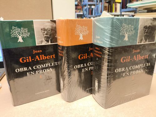 Portada del libro de JUAN GIL-ALBERT - OBRA COMPLETA EN PROSA - 3 TOMOS - NUEVOS PRECINTADOS SIN ABRIR
