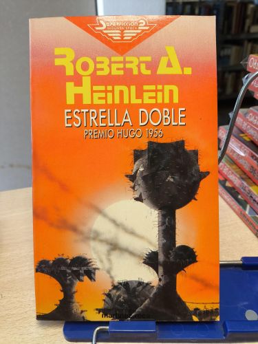Portada del libro de ROBERT A. HEINLEIN - ESTRELLA DOBLE - 1987, MARTÍNEZ ROCA