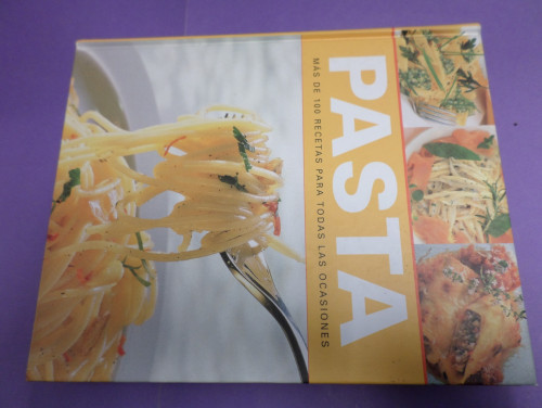 Portada del libro de PASTA MAS DE 100 RECETAS PARA TODAS LAS OCASIONES