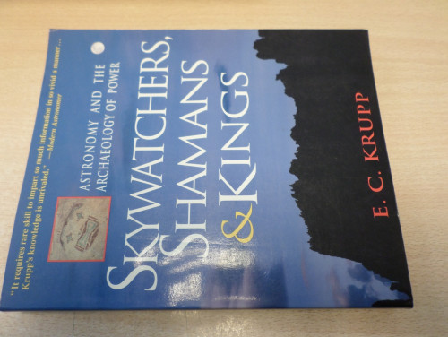 Portada del libro de SKYWATCHERS SHAMANS & KINGS: Astronomy and the Archaeology of Power -(Inglés)