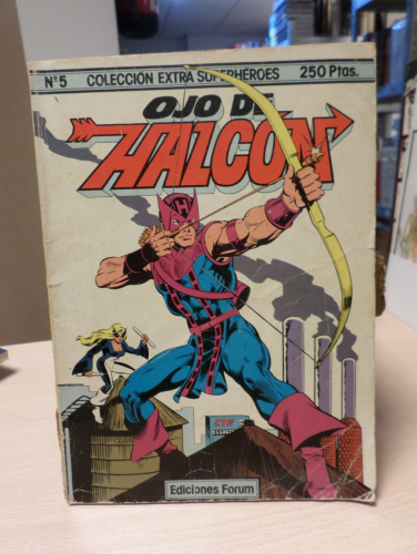 Portada del libro de COLECCION EXTRA SUPERHEROES Nº 5 : OJO DE HALCON. FORUM 1984