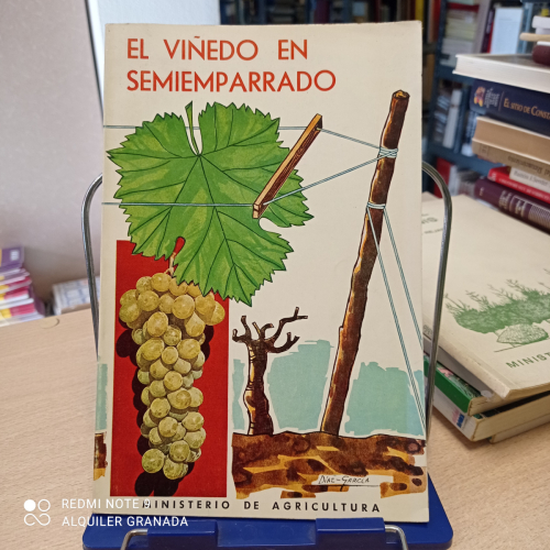 Portada del libro de EL VIÑEDO EN SEMIEMPARRADO