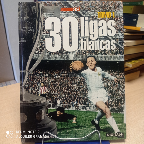 Portada del libro de REAL MADRID - TOMO 1 - 30 LIGAS BLANCAS - DIARIO AS